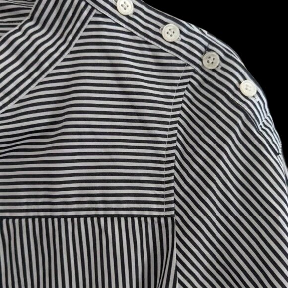 J. CREW | 100% Cotton FunnelNeck Shoulder Button Striped Casual Top - Picture 4 of 10